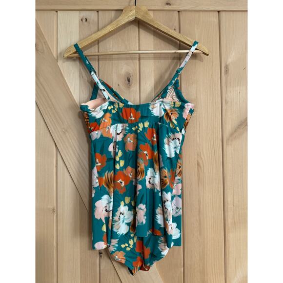 Garnet Hill | Ruched Overlay One Piece Floral Swimsuit NWOT| Size 4 - Picture 5 of 13